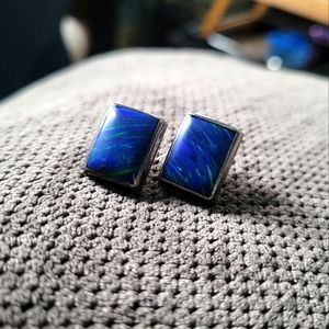 ⭐Sterling w/ Blue Stone Studs⭐